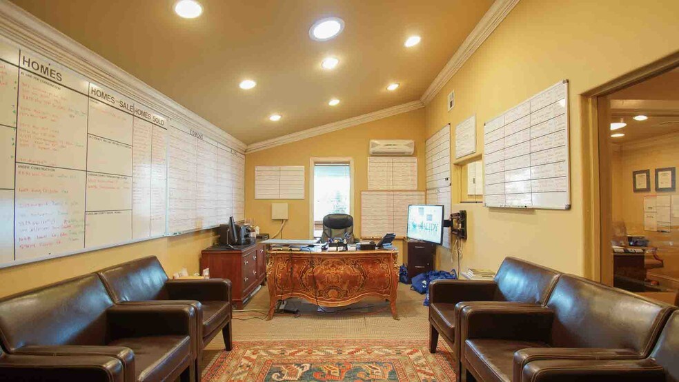 More Photos Of 14909 N Kelly Ave, Edmond Loft Creative Space For Lease