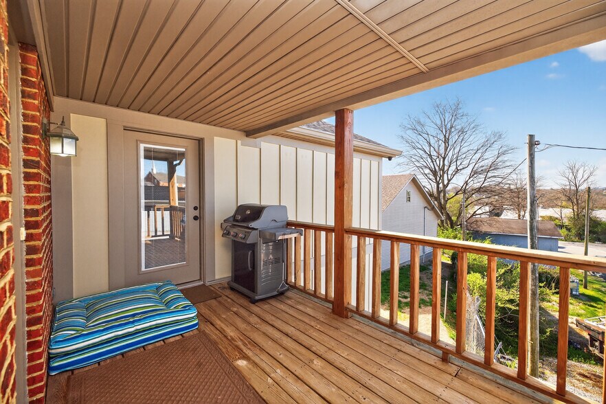 More Photos Of 446 Roy Arnold Blvd, Danville Industrial For Sale