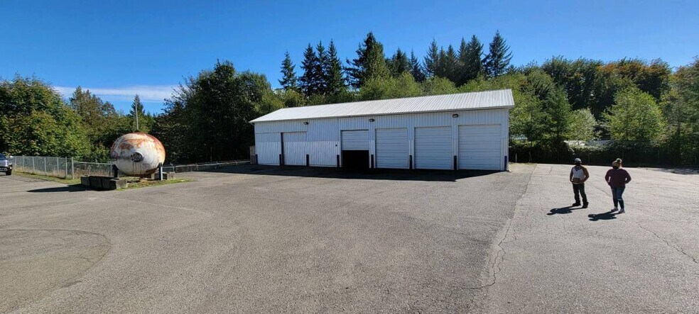 More Photos Of 1043 SE State Route 3, Shelton Warehouse For Lease