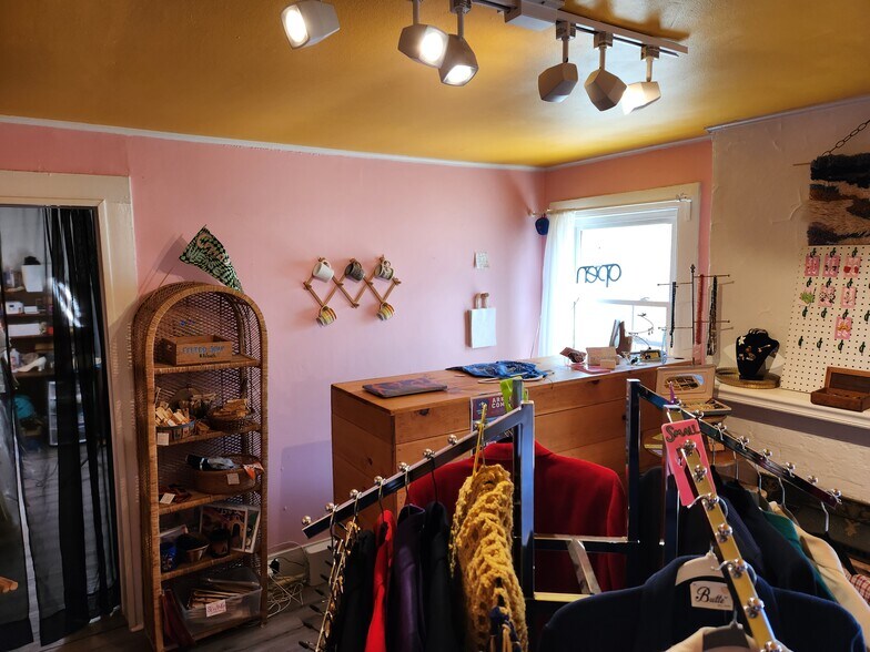 More Photos Of 2612 Kavanaugh Blvd, Little Rock Storefront For Lease