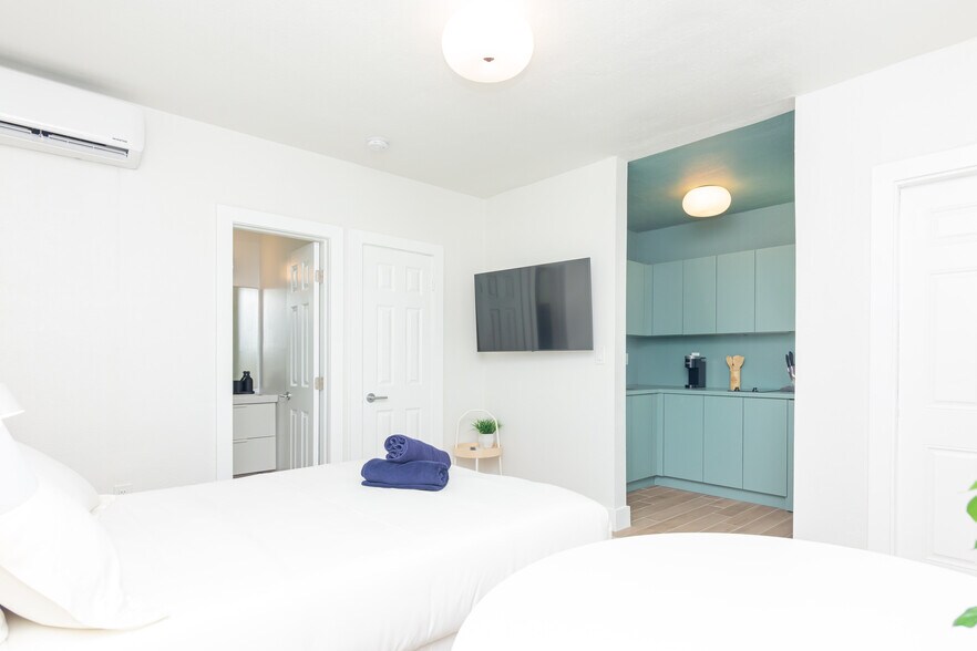 More Photos Of 190-194 NE 90th St, Miami Apartments For Sale