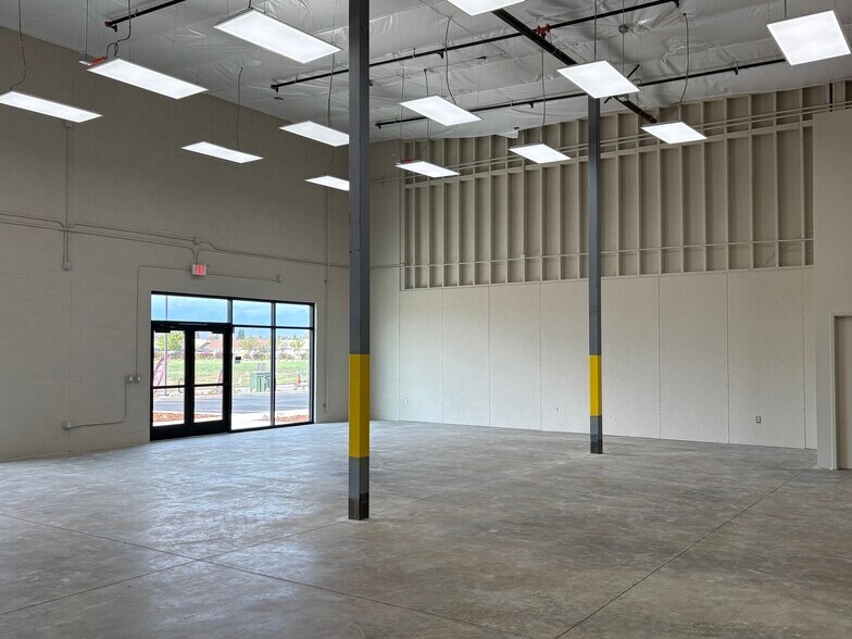 More Photos Of 11060 Mather blvd, Rancho Cordova Warehouse For Lease