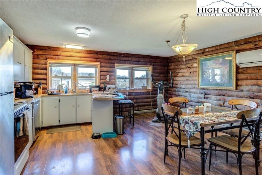 More Photos Of 71 E Cheek St, Sparta Apartments For Sale