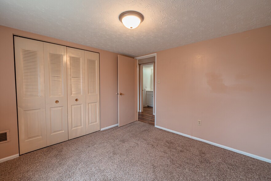 More Photos Of 545 Goucher St, Johnstown Apartments For Sale