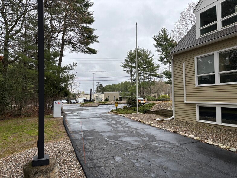 More Photos Of 195 Hanover St, Hanover Office For Lease