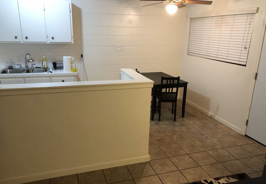 More Photos Of 218 W Wilson Ave, Orange Apartments For Sale