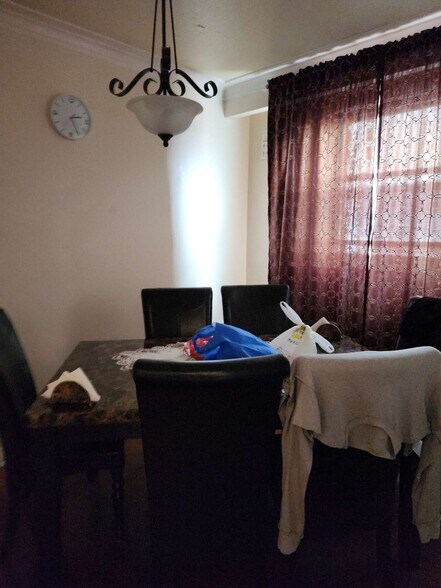 More Photos Of 50 Amherst Av, Toronto Apartments For Sale