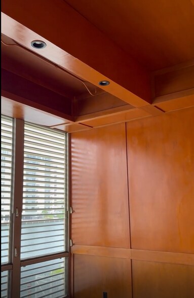 Primary Photo Of 4401 Tradewinds Ave, Lauderdale-by-the-Sea Medical For Sale