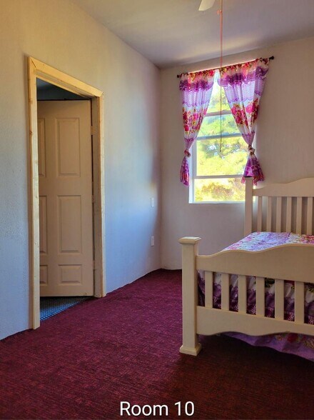 More Photos Of 3882 Washington Ave, Le Grand Apartments For Sale