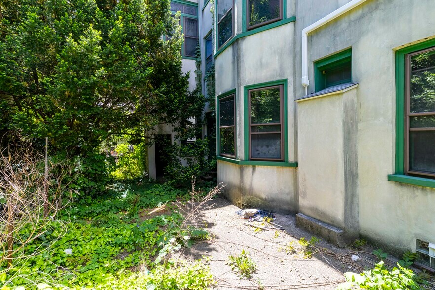 More Photos Of 1717-19 Mt Vernon st, Philadelphia Apartments For Sale