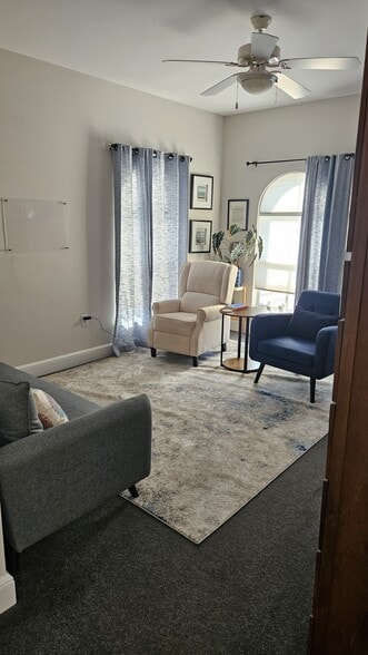 More Photos Of 3001 W Azeele St, Tampa Office For Lease