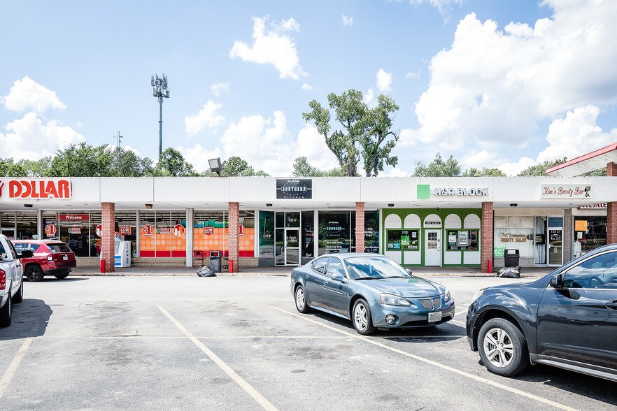 More Photos Of 12103-12145 Bellefontaine Rd, Saint Louis General Retail For Sale