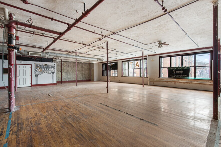 More Photos Of 71 Richmond St, Providence Office Residential For Lease