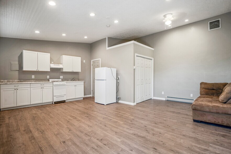 More Photos Of , White Rock Unknown For Sale