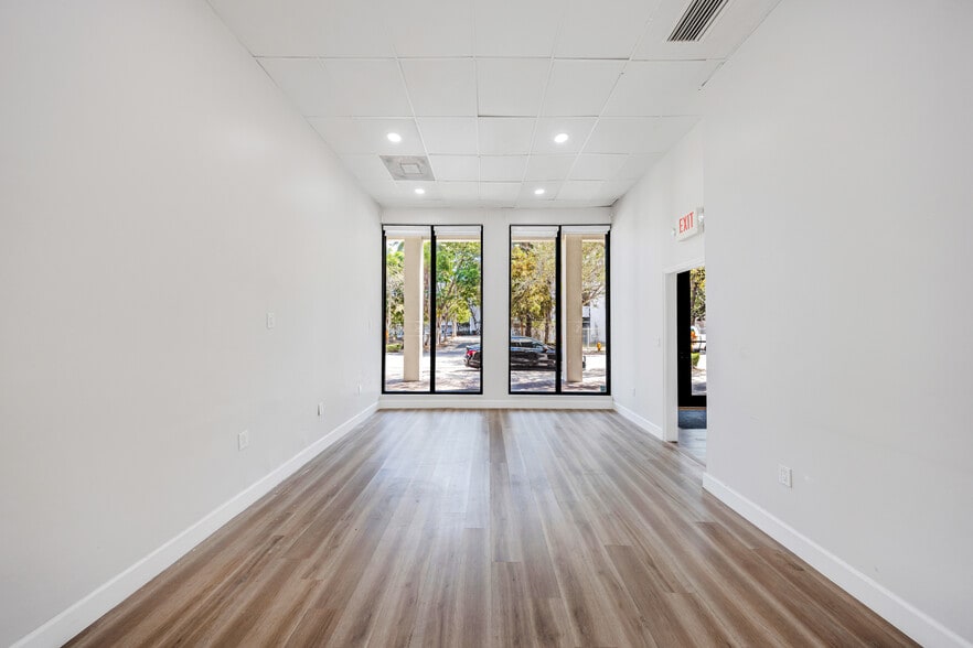 More Photos Of 17225 S Dixie Hwy, Palmetto Bay Storefront Retail Office For Lease