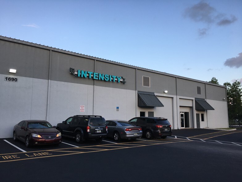 More Photos Of 1700 Banks Rd, Margate Flex For Lease