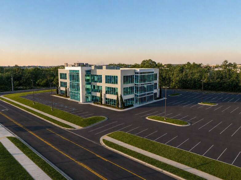 More Photos Of 2700 SE S St, Bentonville Office For Lease