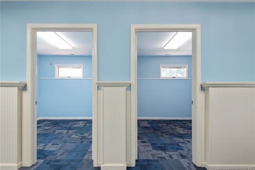 More Photos Of 1207 Walter Reed Rd, Fayetteville Medical For Lease