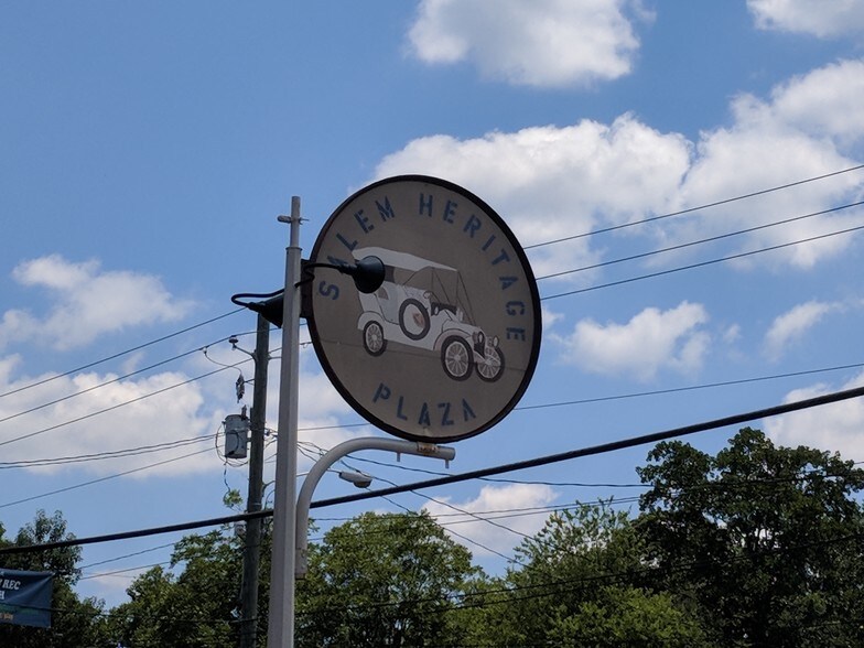 More Photos Of 301-307 N Salem St, Apex Storefront Retail Office For Lease