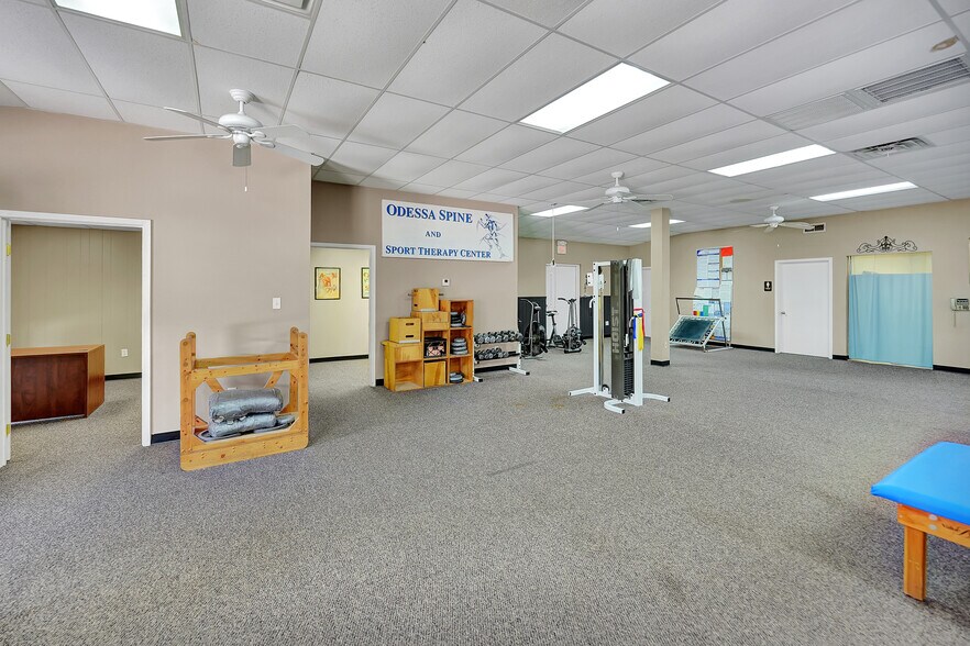 More Photos Of 2651 John Ben Shepperd Pky, Odessa Office For Sale