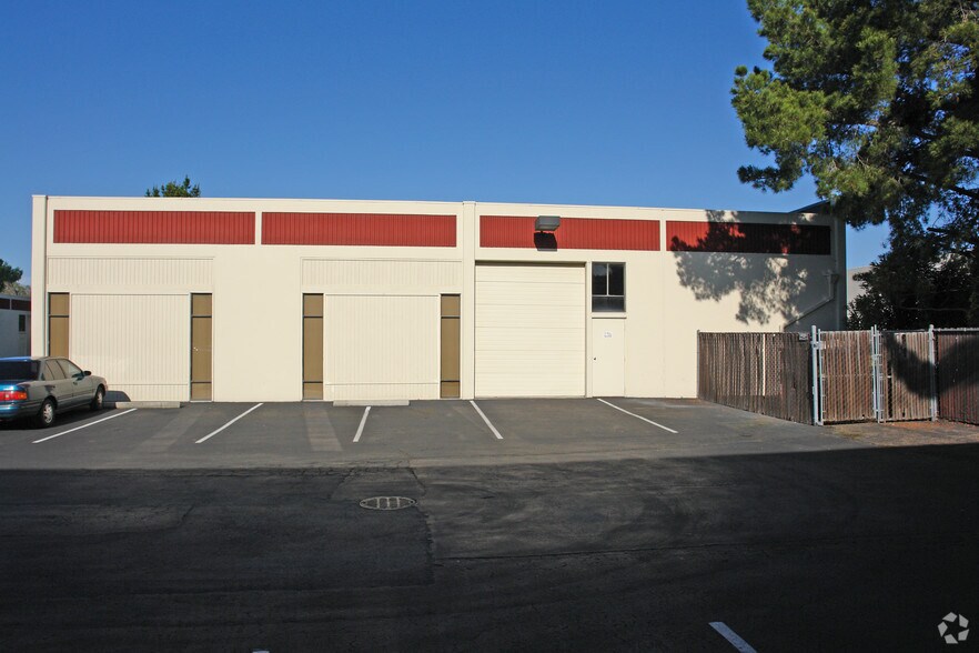 More Photos Of 2231 Fortune Dr, San Jose Warehouse For Sale