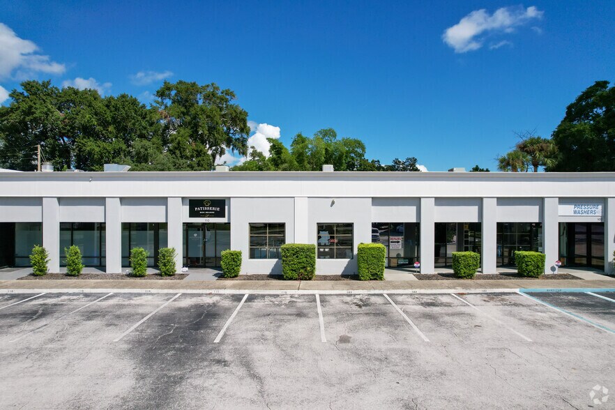 More Photos Of 102-134 Live Oaks Blvd, Casselberry Unknown For Lease