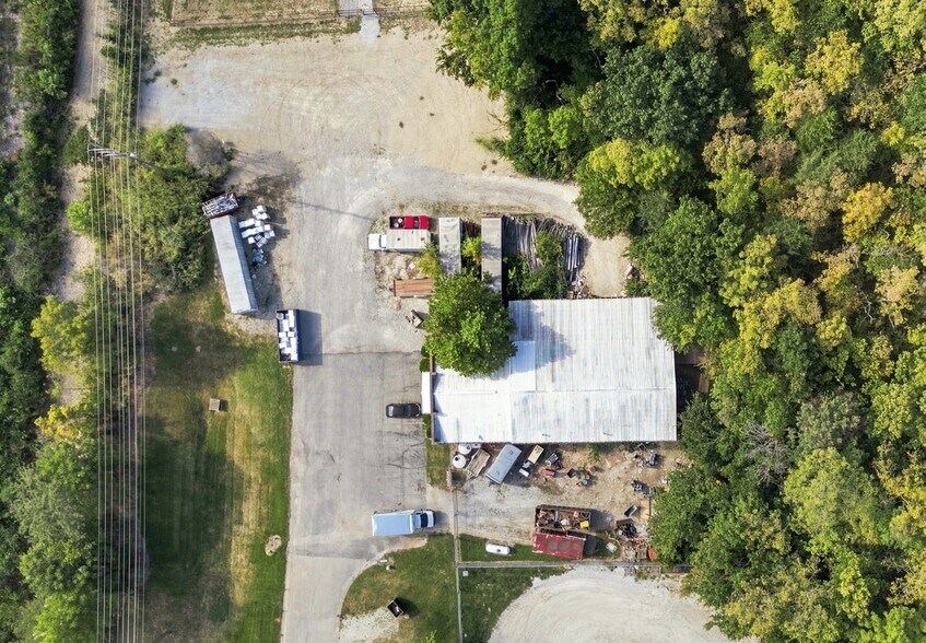 Primary Photo Of 1736 Flint Hill Park Ln, Wentzville Warehouse For Sale