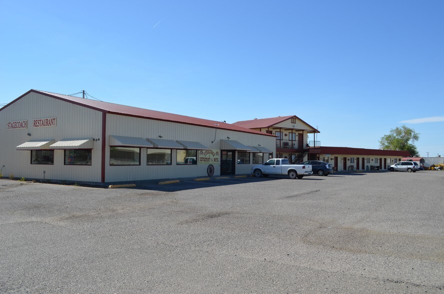 More Photos Of 904 W Main St, Quartzsite Hotel For Sale
