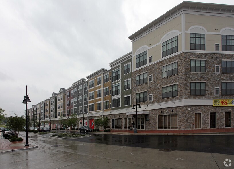 More Photos Of 2300 Washington Pl NE, Washington Apartments For Lease