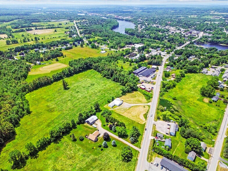 More Photos Of 53 Neck Rd, Benton General Retail For Sale