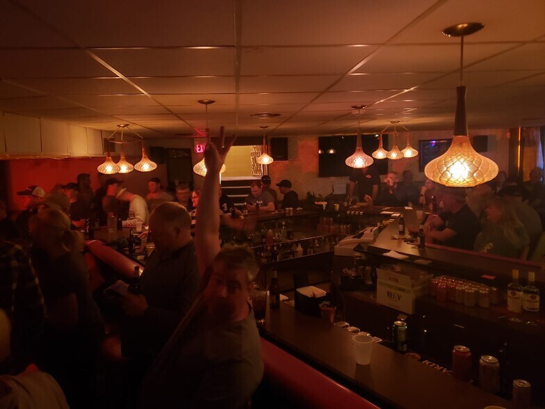 More Photos Of W11466 US Hwy 8, Dunbar Restaurant For Sale