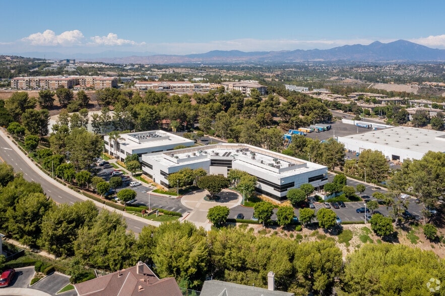More Photos Of 6A Liberty, Aliso Viejo Office For Sale
