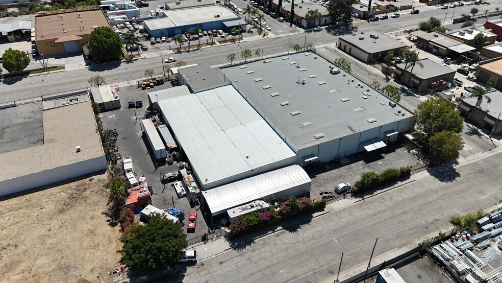 More Photos Of 444 Athol St, San Bernardino Warehouse For Sale