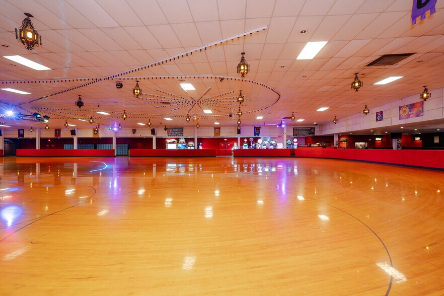 More Photos Of 6001 Sunrise Vista Dr, Citrus Heights General Retail For Sale