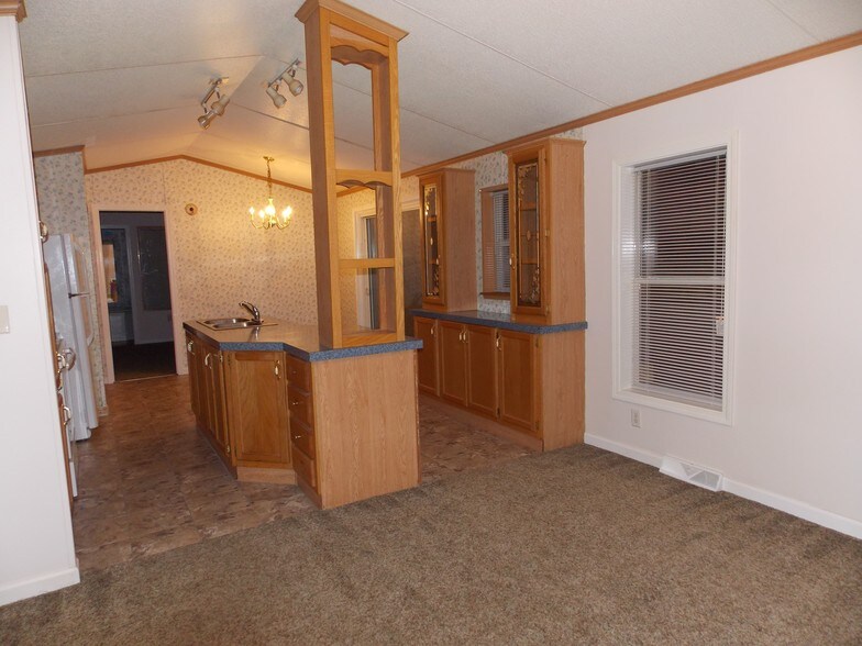 More Photos Of 15033-15045 Dunnings Hwy, East Freedom Apartments For Sale
