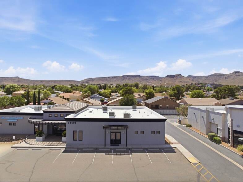 More Photos Of 3939 N Stockton Hill Rd, Kingman Office For Lease