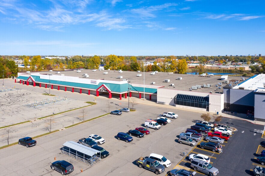 More Photos Of 1179 32nd St, Port Huron Warehouse For Sale