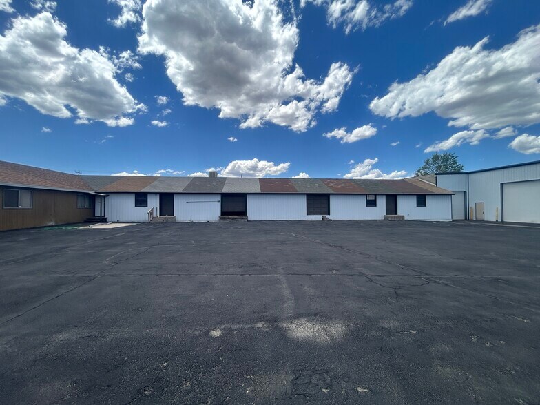 More Photos Of 1921 N Harrison Ave, Pocatello Flex For Sale