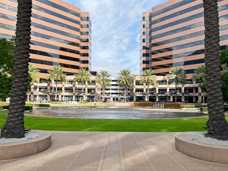 More Photos Of 2020 Main St, Irvine Coworking Space