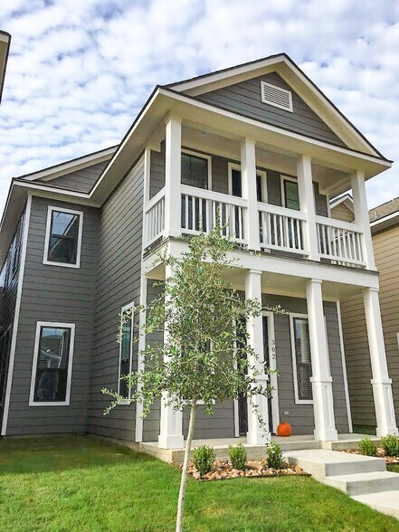 More Photos Of 304 Redmond Dr, College Station Multifamily For Sale