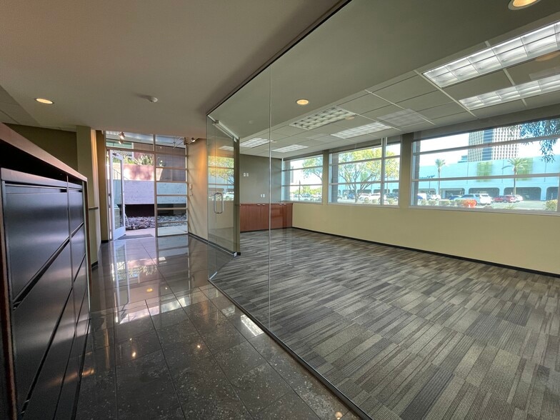 More Photos Of 3100 N 3rd Ave, Phoenix Office For Lease