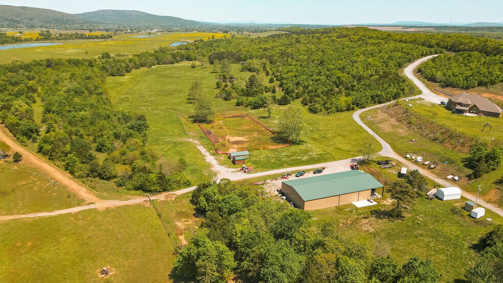 Primary Photo Of NE 120th, Red Oak Land For Sale