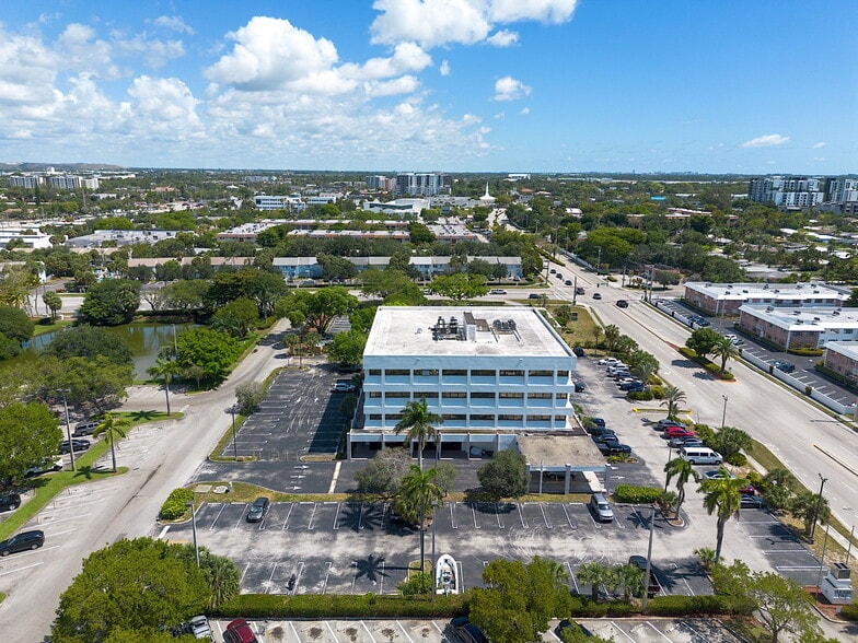 More Photos Of 351 S Cypress Rd, Pompano Beach Office For Sale