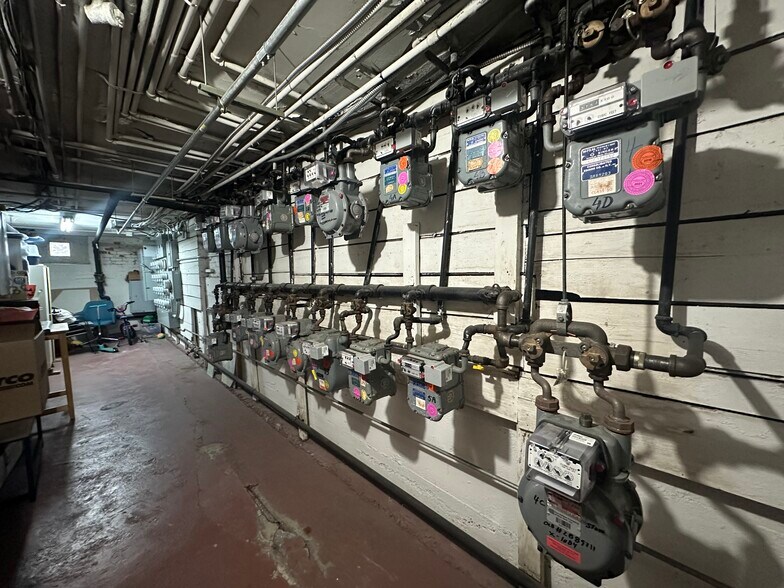 More Photos Of 3014 29th St, Long Island City Apartments For Sale