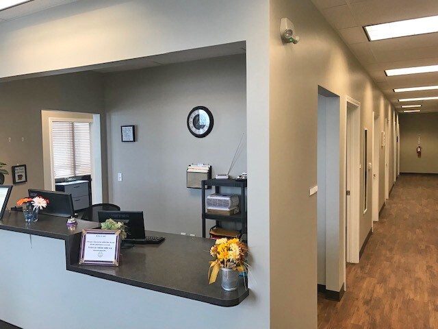 More Photos Of 801-817 Westchester Ave, Harrisonville Office For Lease