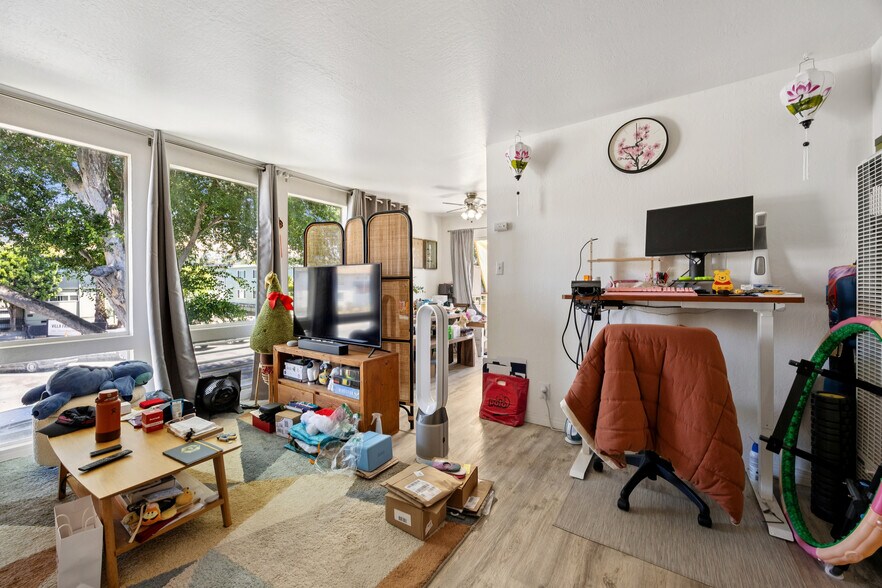 More Photos Of 263 La Pala Dr, San Jose Apartments For Sale