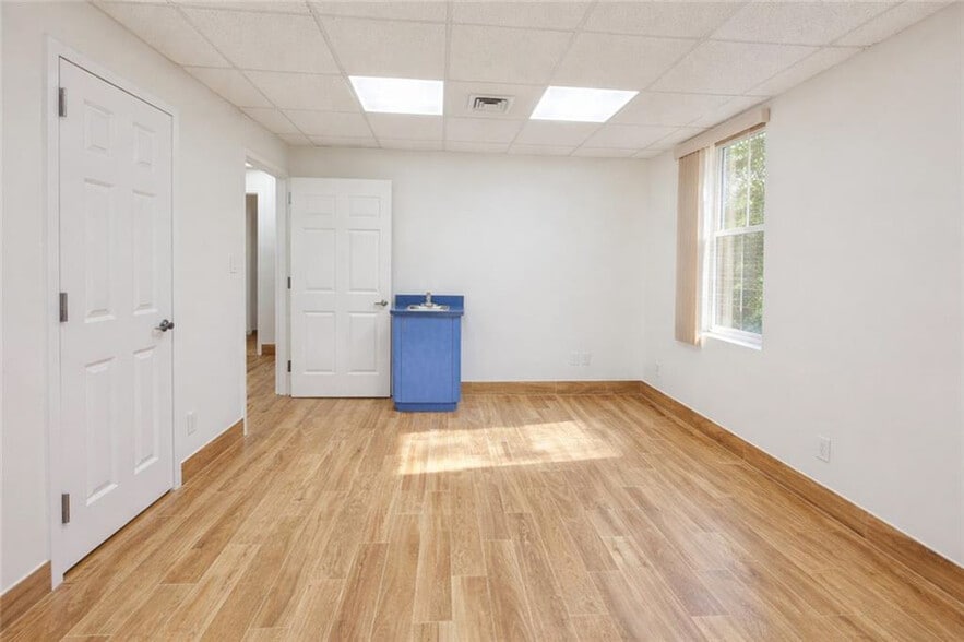 More Photos Of 248 Avenue P, Brooklyn Office Residential For Sale