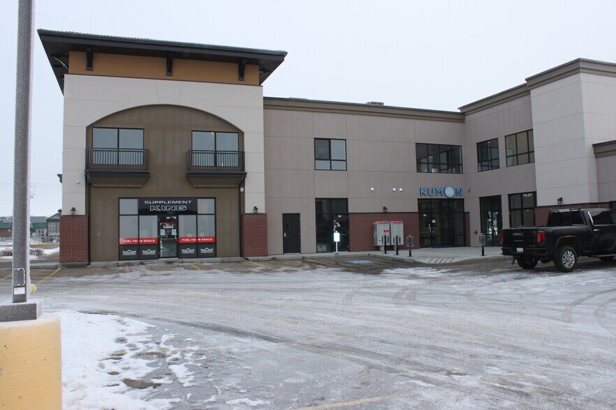 More Photos Of 5302 50 St, Beaumont Storefront Retail Office For Lease