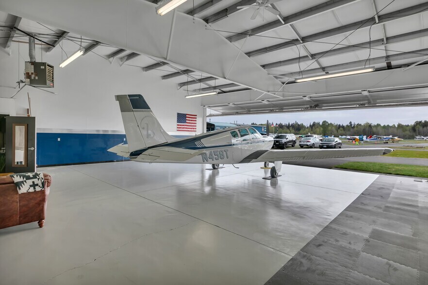 More Photos Of 16608 103rd Avenue Ct E, Puyallup Airplane Hangar For Sale
