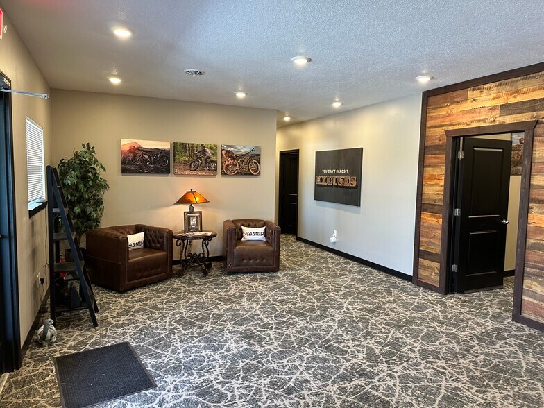 More Photos Of 22844 230th Ave, Centerville Warehouse For Sale